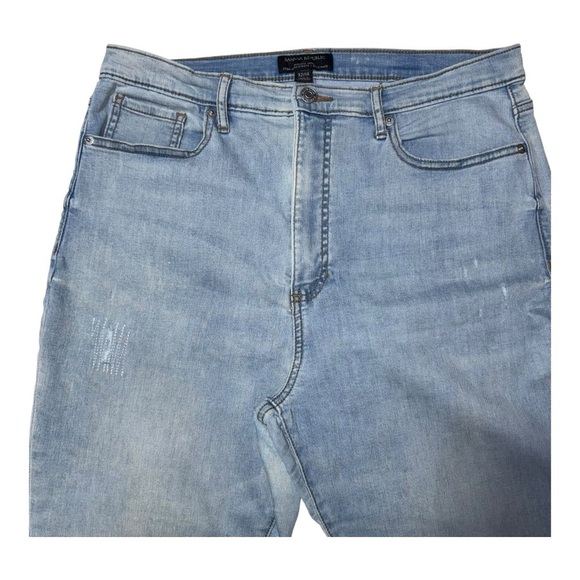 Banana Republic (EUC) Women’s Distressed, HighRise Jeans Size 14 - Picture 2 of 11